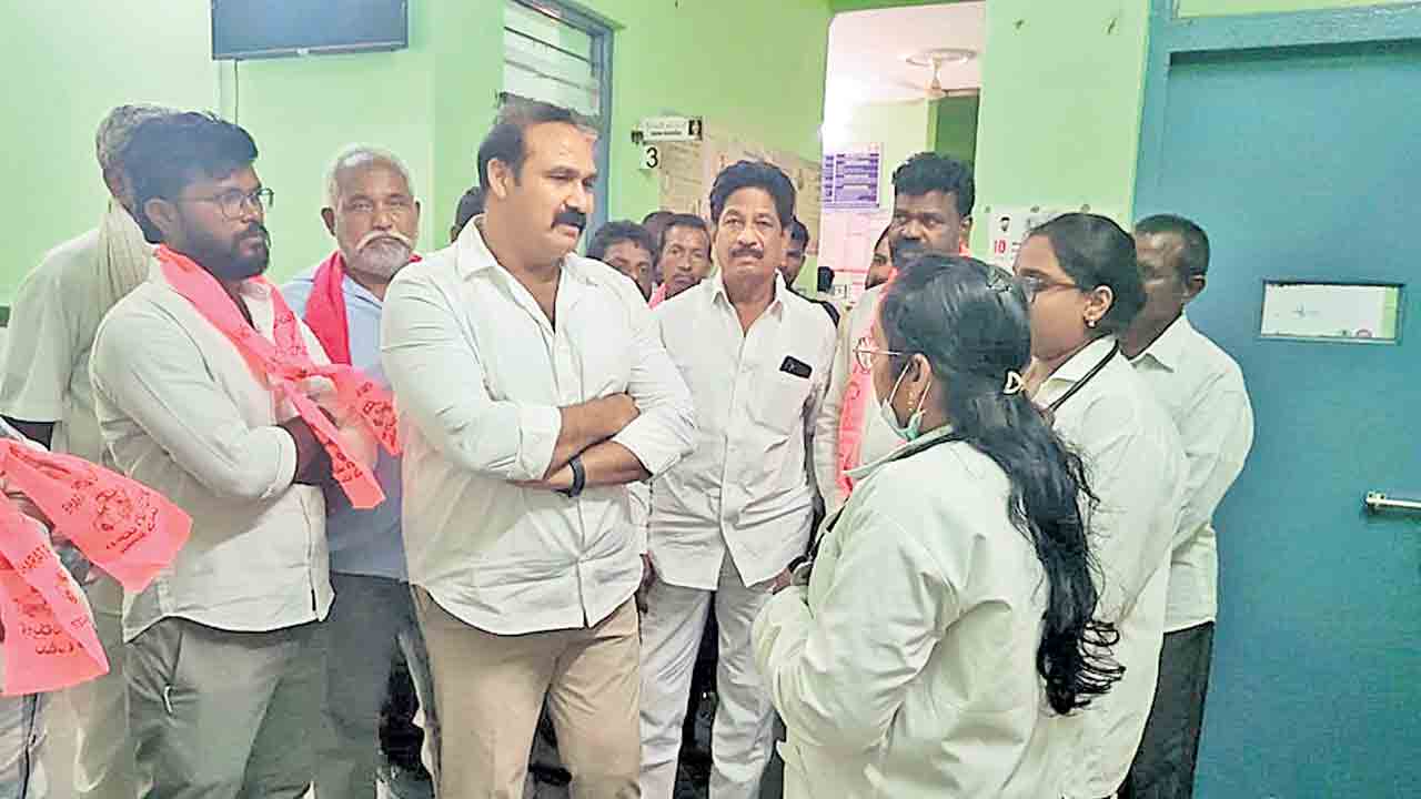 ప్రజారోగ్యం గాలికి..!