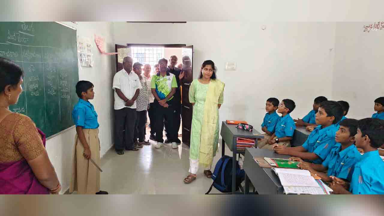 Sports School | స్పోర్ట్స్​‍ స్కూల్‌ను తనిఖీ చేసిన కలెక్టర్‌ చాహత్‌బాజ్‌పాయ్‌