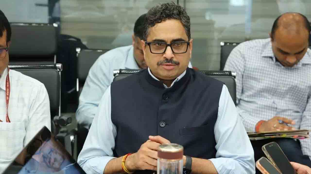 విద్యార్థుల ఎన్‌రోల్‌మెంట్‌ పూర్తిచేయాలి : సీఎస్‌