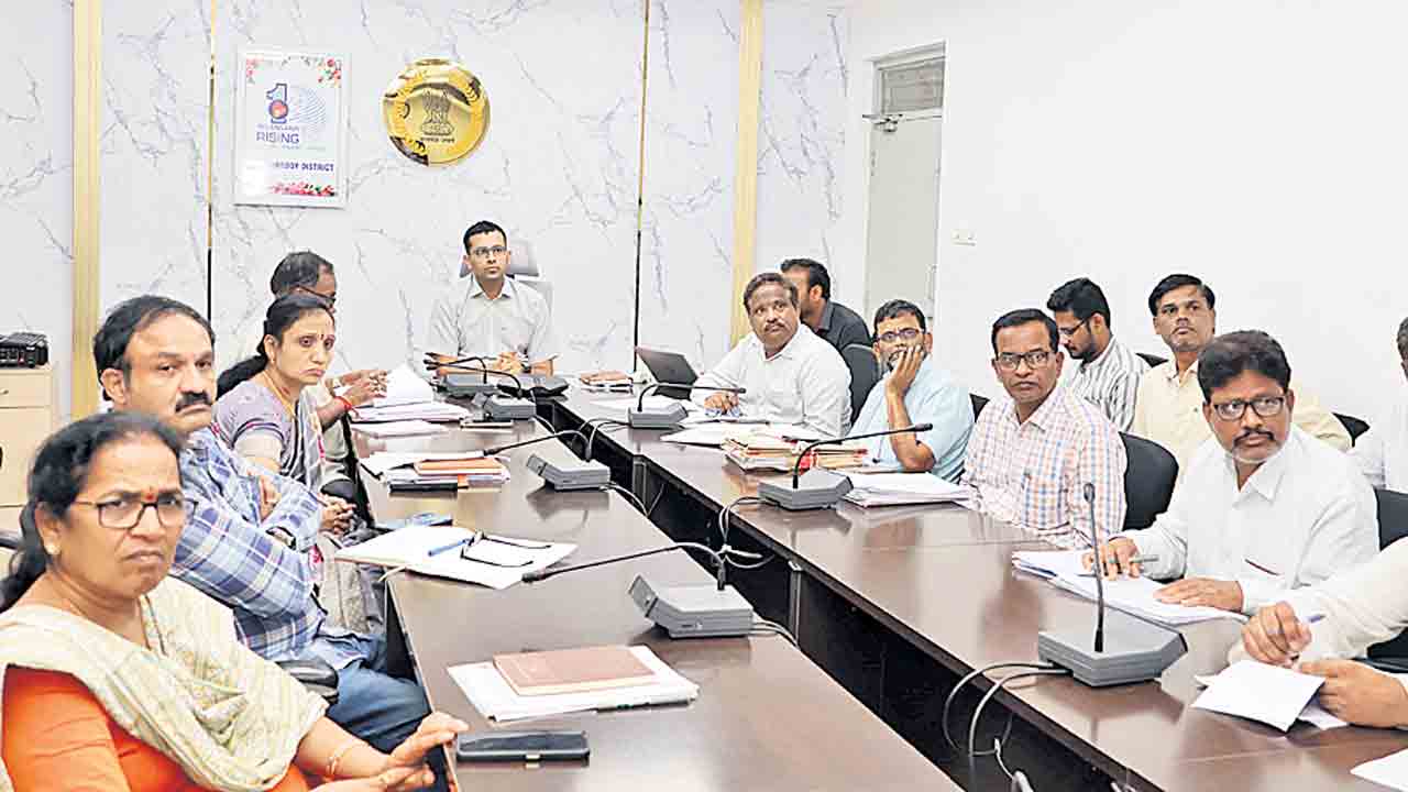 ఆయిల్‌పామ్‌ సాగును ప్రోత్సహించాలి
