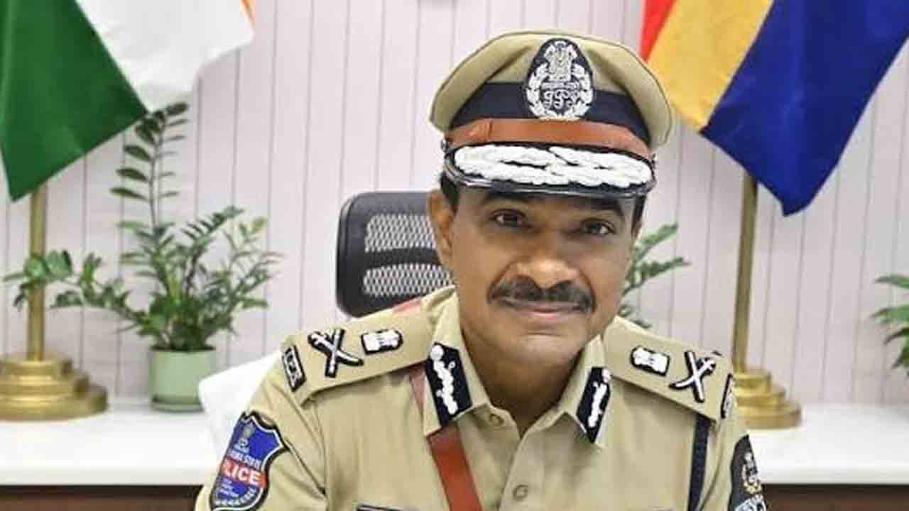 యంగ్‌ ఇండియా పై అలసత్వం.. ఆగ్రహం వ్యక్తం చేసిన డీజీపీ
