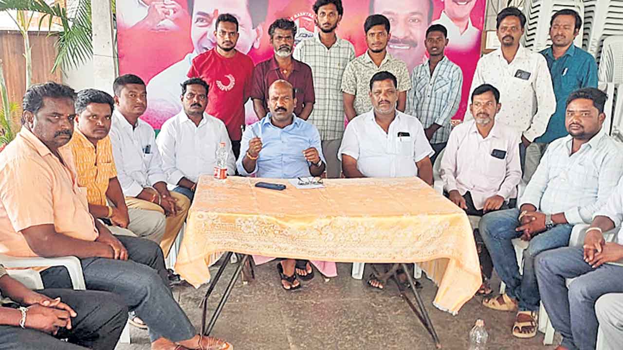 సహకార ఎన్నికల్లో ప్రజాస్వామ్యం ఖూనీ