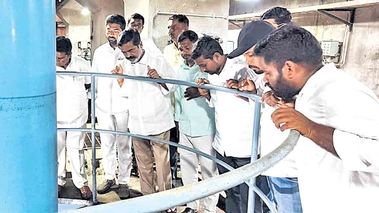 సాగునీరు ఇవ్వడంలో సర్కార్‌ విఫలం.. చిట్టెం రామ్మోహన్‌రెడ్డి