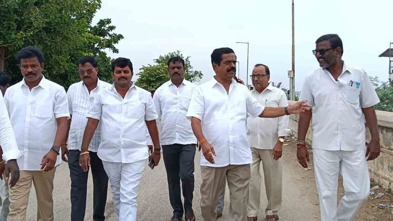 రైతు సమస్యలపై చిత్తశుద్ధి లేని ప్రభుత్వం