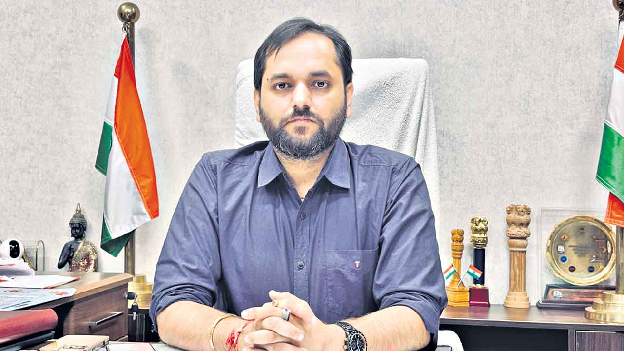 పకడ్బందీగా సర్‌