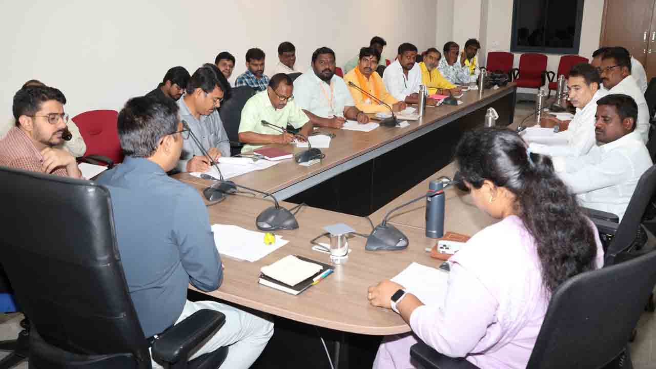 ఫారాల స్వీకరణ సక్రమంగా జరగాలి