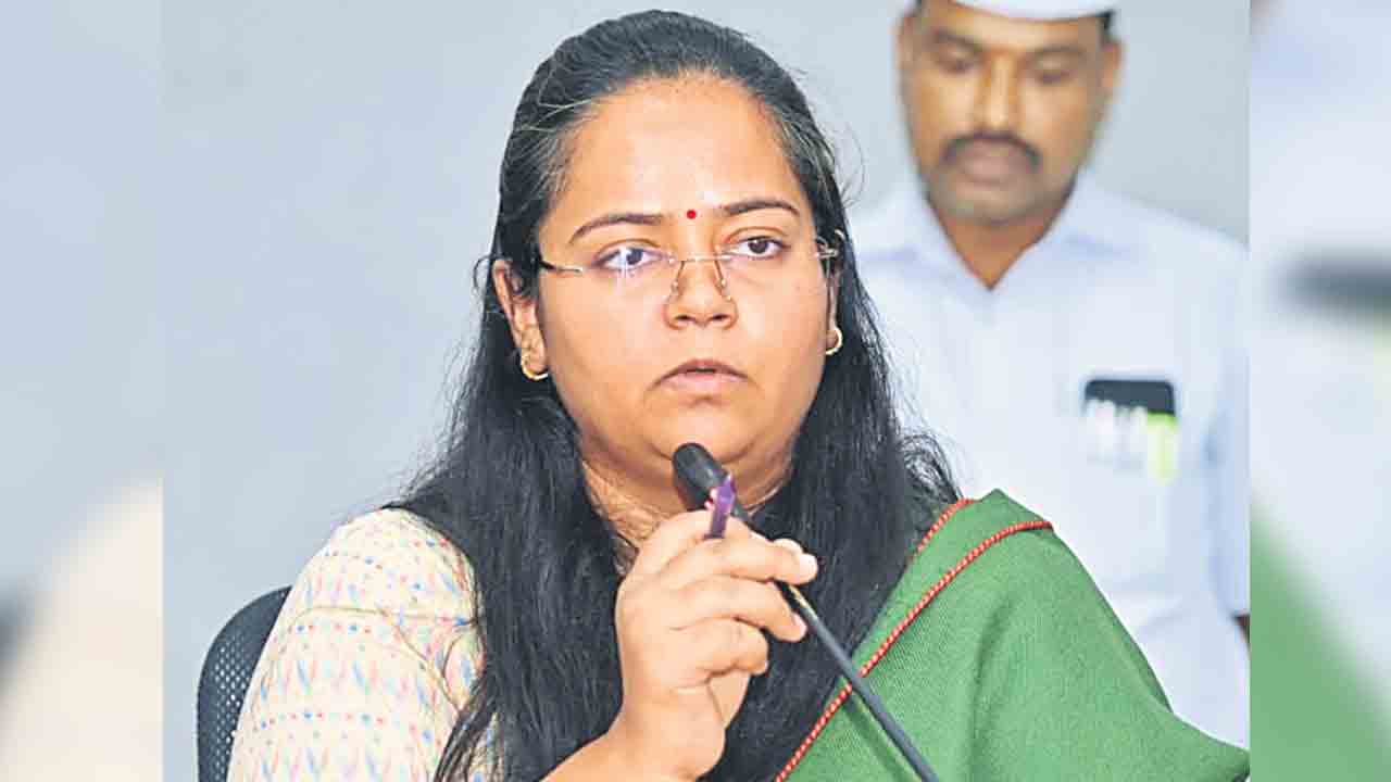 ఆరుతడి పంటలు సాగుచేయాలి