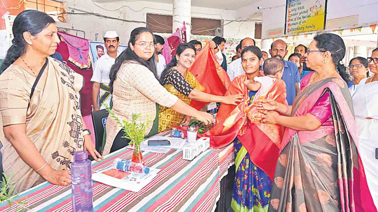 కుటుంబ నియంత్రణ పద్ధతులు పాటించాలి