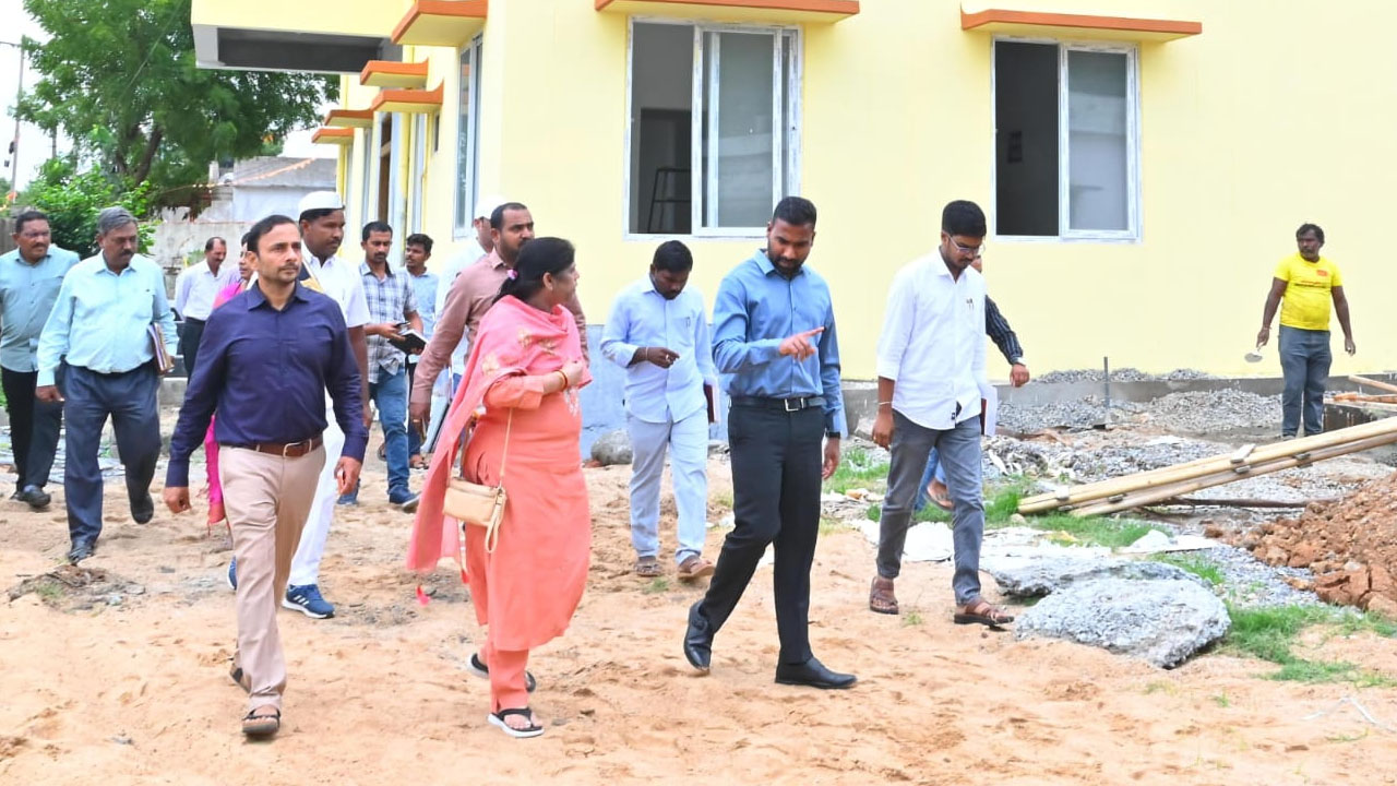 Collector B. Satyaprasad | హెల్త్ సెంటర్ నిర్మాణ పనులు నాణ్యతతో, వేగవంతంగా పూర్తి చేయాలి : కలెక్టర్ బి. సత్యప్రసాద్