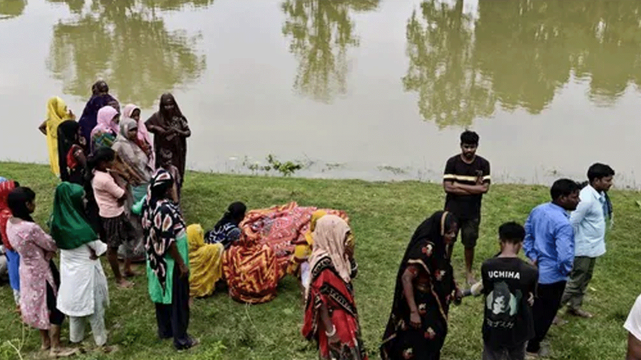 Crocodile attack | కాలకృత్యాలకు న‌ది ఒడ్డుకు వ‌చ్చిన మ‌హిళ‌ను నీళ్ల‌లోకి లాక్కెళ్లి చంపిన‌ మొస‌లి..!