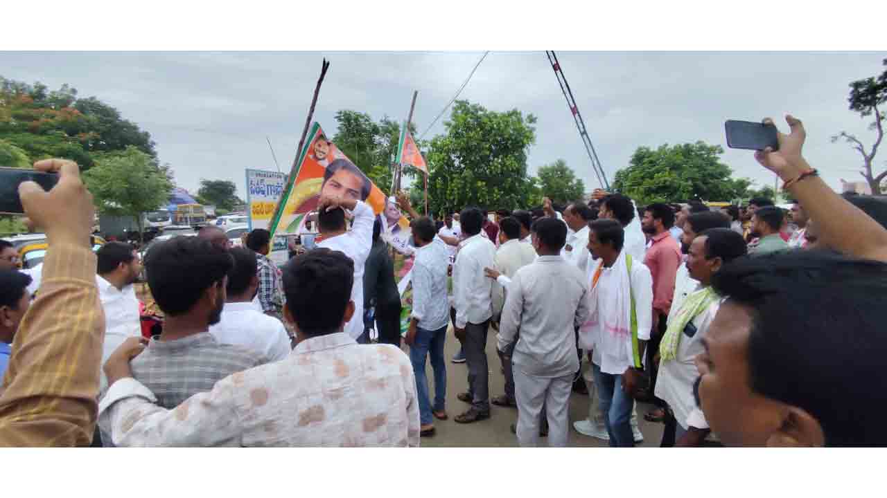MP vs MLA | కాంగ్రెస్‌లో ఎంపీ వర్సెస్‌ ఎమ్మెల్యే వర్గపోరు