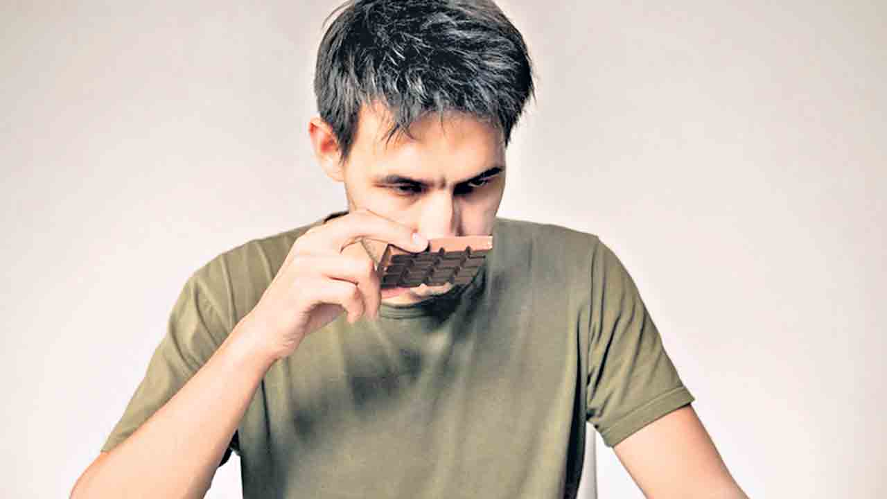 చాక్లెట్‌తో ఆకలికి చెక్‌