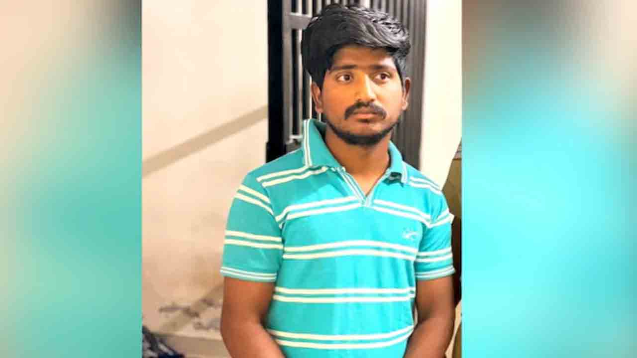 Delivery man flashes at Woman | మహిళ ఇంట్లోకి చొరబడిన డెలివరీ వ్యక్తి.. ప్రైవేట్‌ పార్ట్‌ చూపించడంతో అరెస్ట్‌