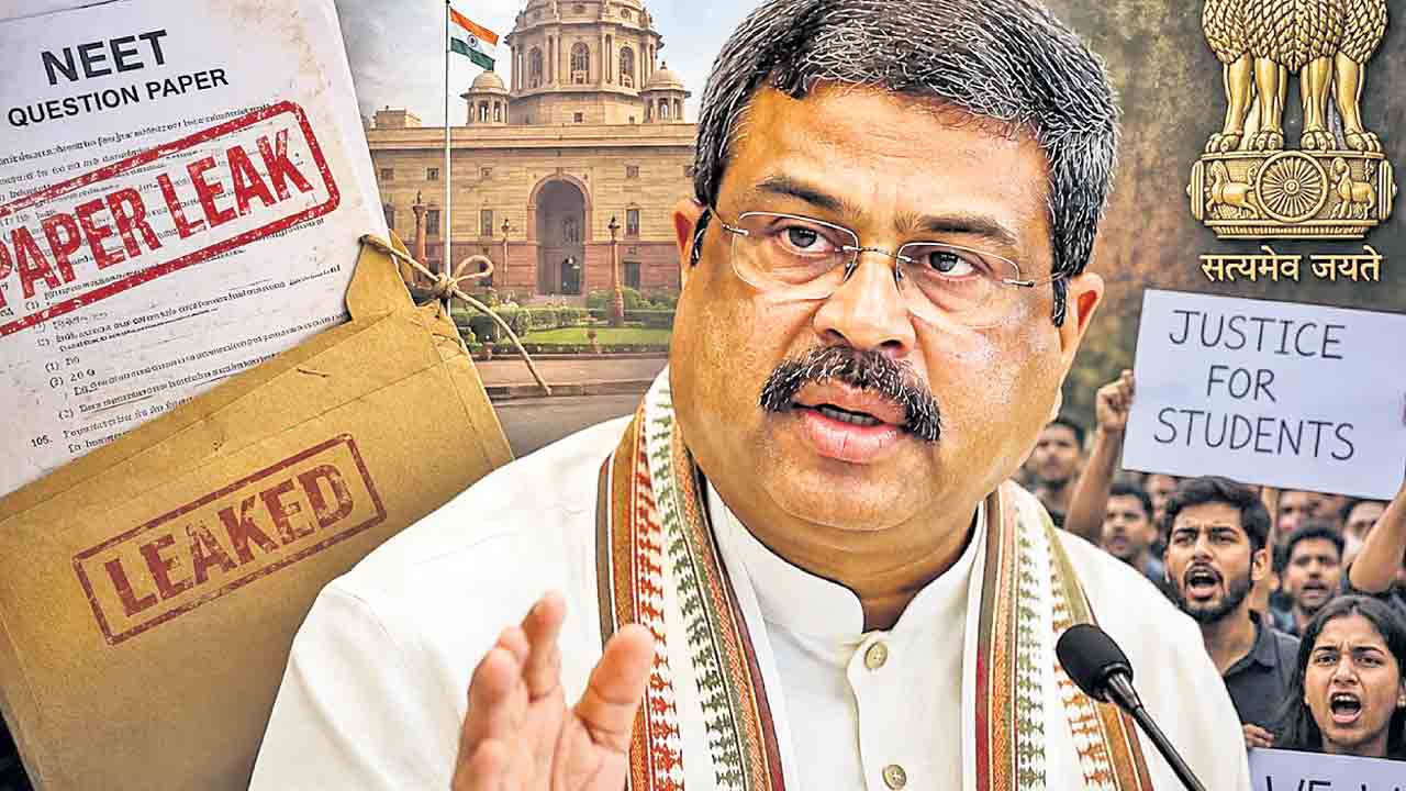 నాడు లీకేజీలపై పోరాటం.. నేడు అదే కారణంతో రాజీనామా