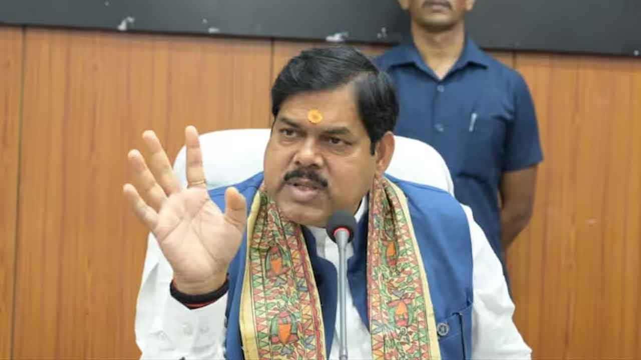 3,035 మంది నకిలీ ప్రభుత్వ టీచర్ల బర్తరఫ్‌