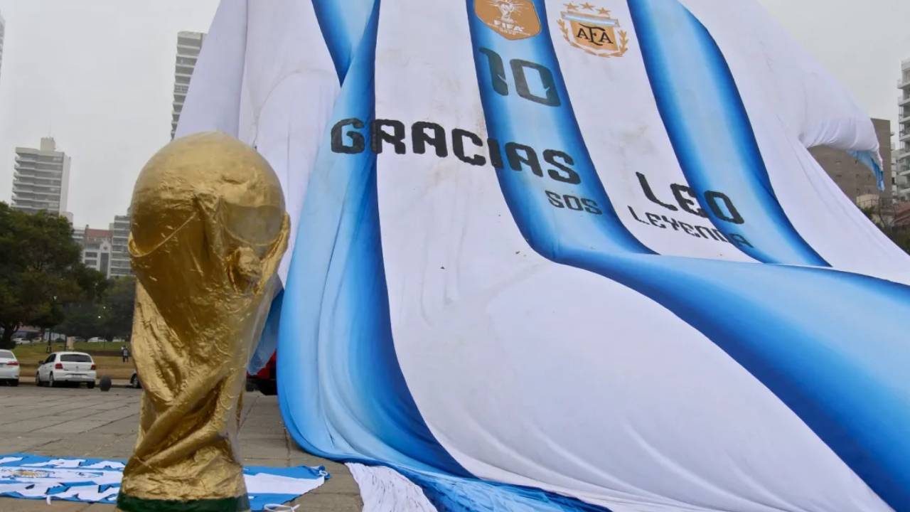 FIFA World Cup | ఫిఫా వ‌రల్డ్ క‌ప్ ఫైన‌ల్.. విద్యా సంస్థ‌ల‌కు సెల‌వు ప్ర‌క‌టించిన కేర‌ళ‌, మ‌ణిపూర్