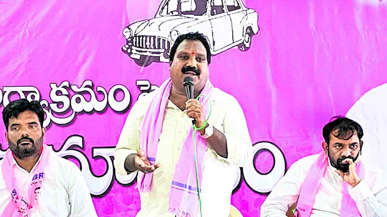 ఓటర్లకు అందుబాటులో ఉండాలి