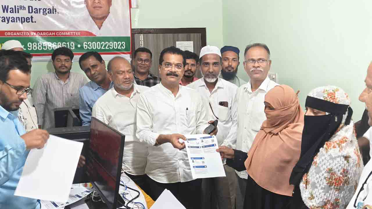 సరైన వివరాలు నమోదు చేసుకోవాలి