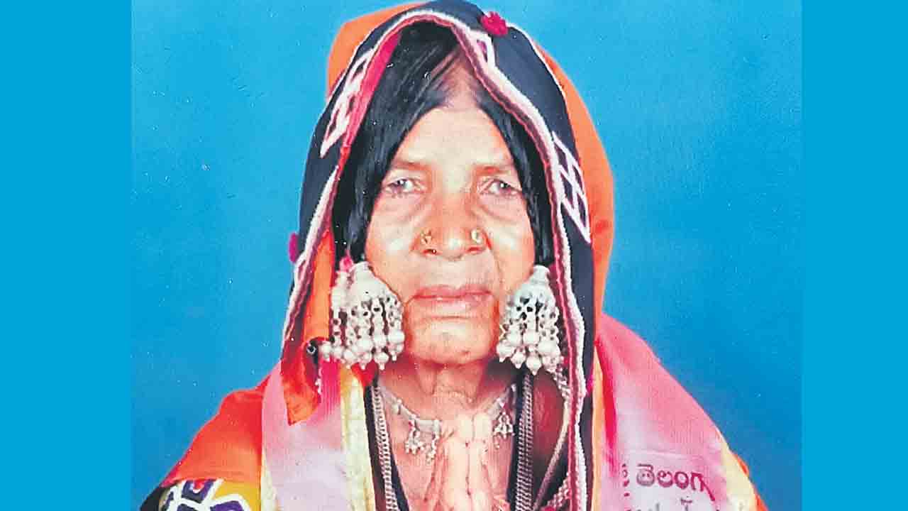 బిల్లులు రాలేదన్న బెంగతో.. గుండెపోటుతో మాజీ సర్పంచ్‌ సోని మృతి