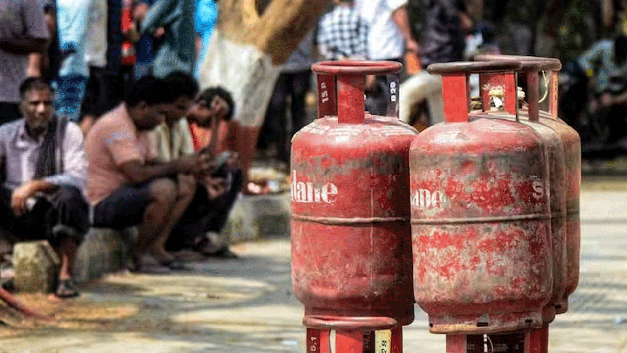 IndianOil | గుడ్ న్యూస్ చెప్పిన ఇండియ‌న్ ఆయిల్‌.. బుక్ చేసిన నాలుగు గంట‌ల్లోనే సిలిండ‌ర్‌ డెలివ‌రీ