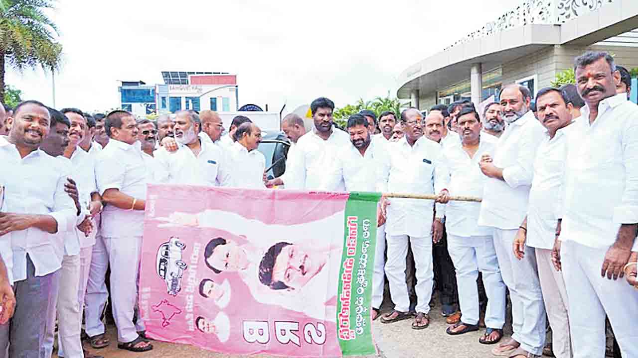 సర్‌లో భాగస్వాములు కావాలి