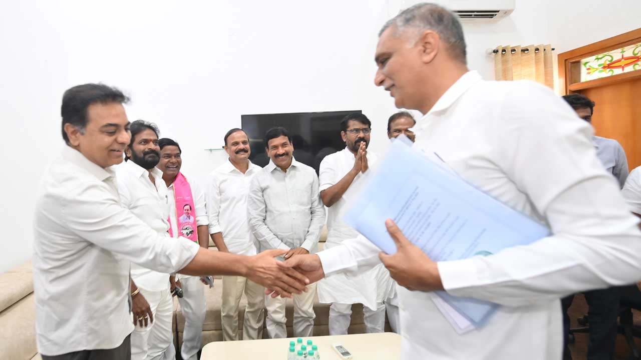 బీఆర్‌ఎస్‌ జోర్దార్‌.. కాంగ్రెస్‌ బేజార్‌