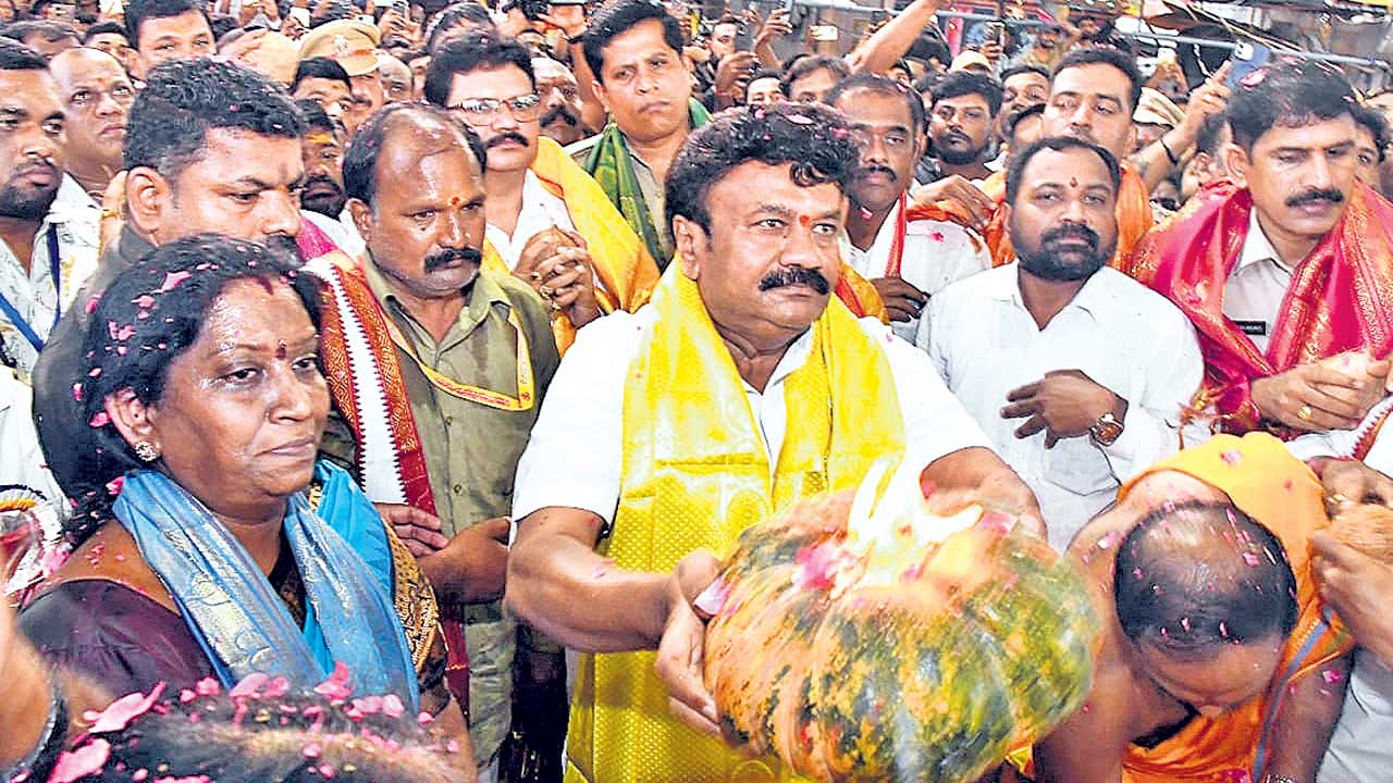 వైభవంగా బల్కంపేట ఎల్లమ్మ కల్యాణోత్సవం