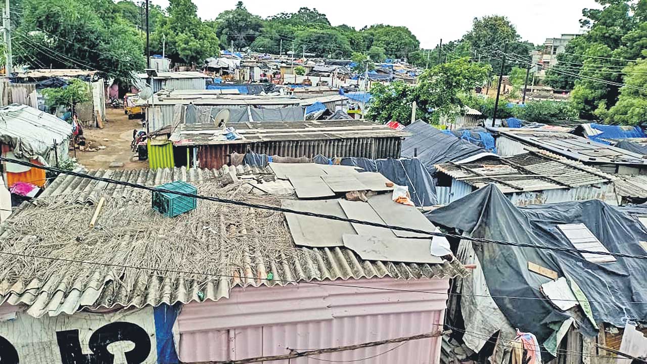 మాట తప్పిన ఎమ్మెల్యే