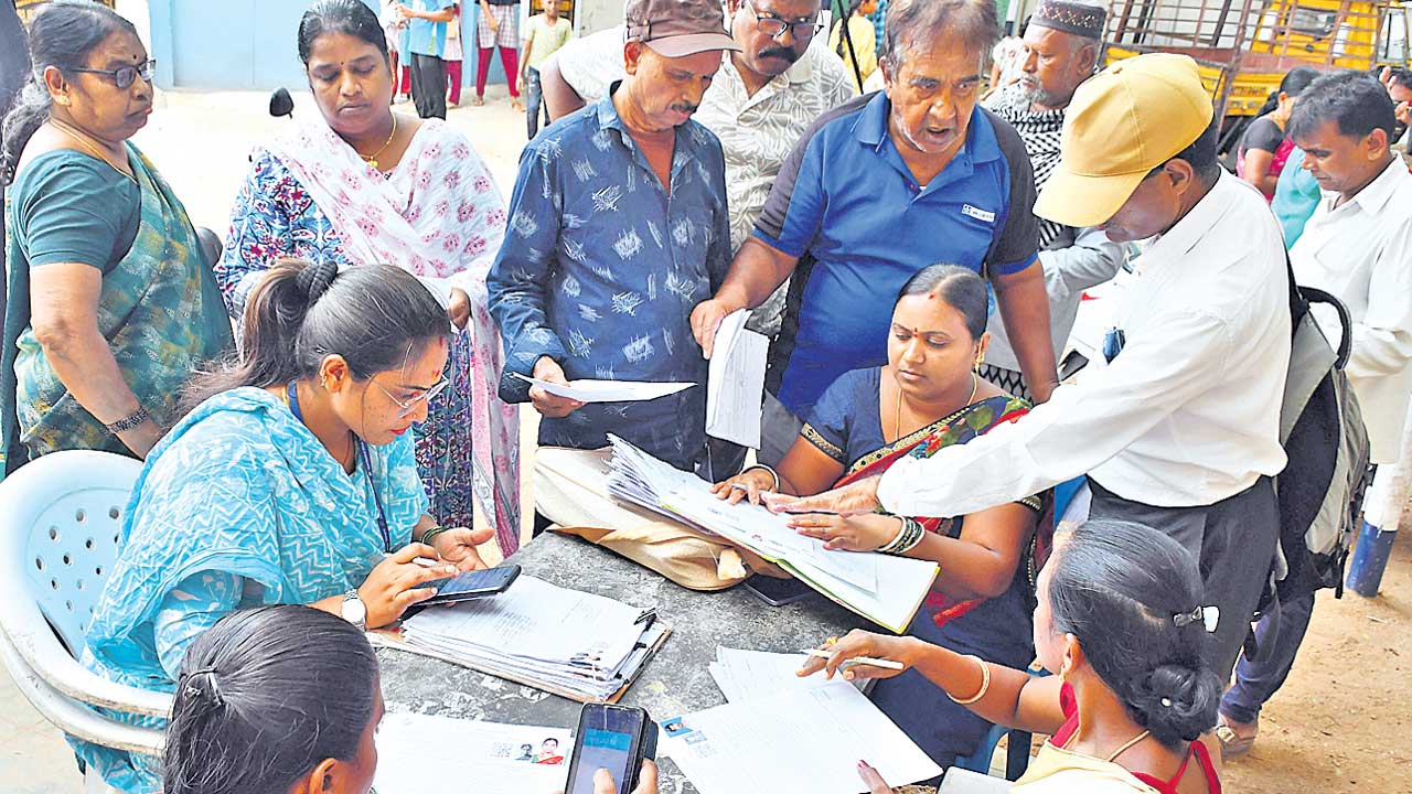 నత్తనడకన డిజిటలైజేషన్‌
