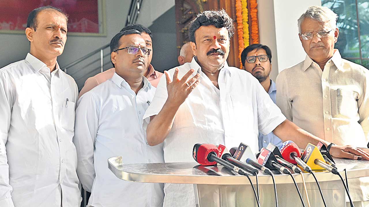 ప్రజాస్వామ్య విజయం