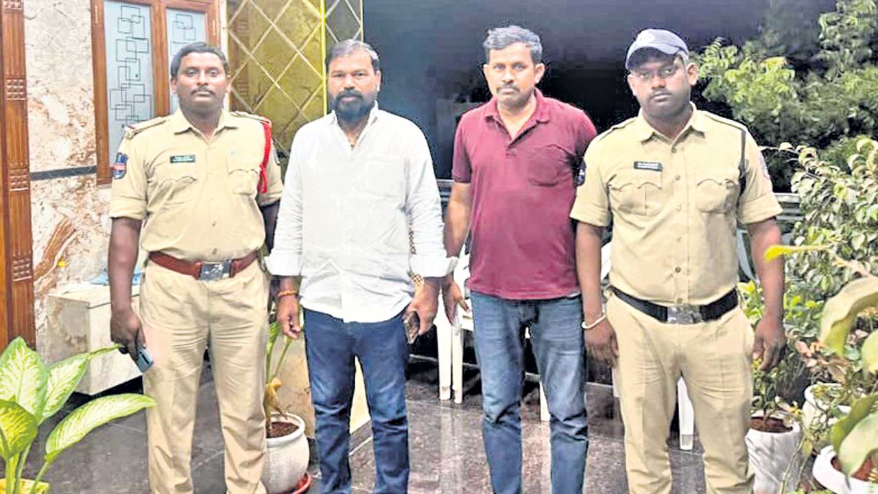 నిర్బంధాలతో అణచివేయలేరు