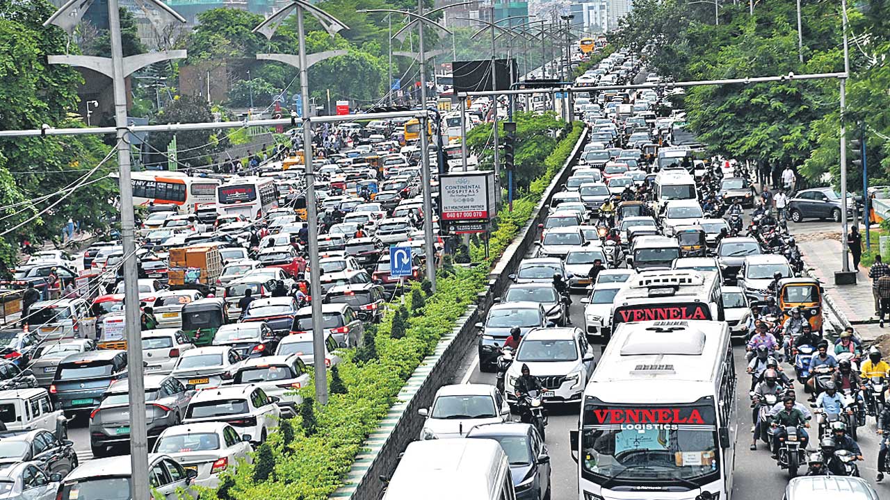 వాన.. ట్రాఫిక్‌ హైరానా