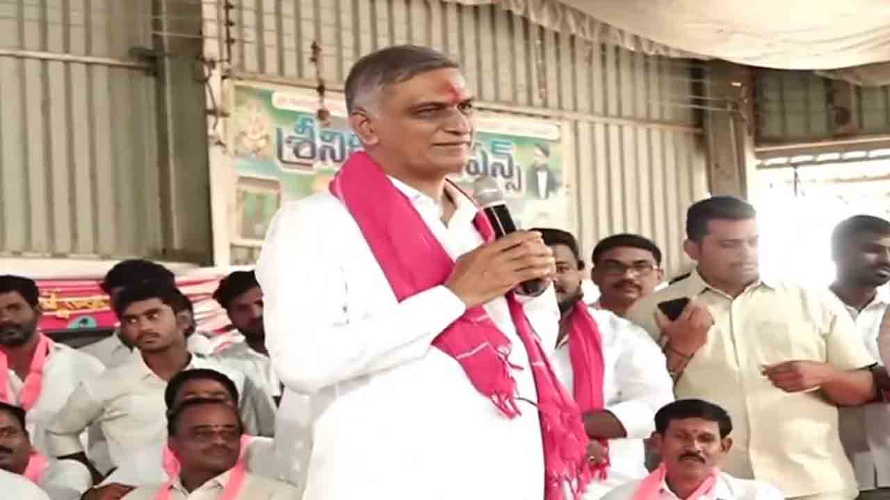 Harish Rao | రేపు మనం ఊరుకుంటమా.. కాంగ్రెసోళ్ల బిల్లు ఒక్కటి కూడా ఇచ్చేది లేదు : హరీశ్ రావు