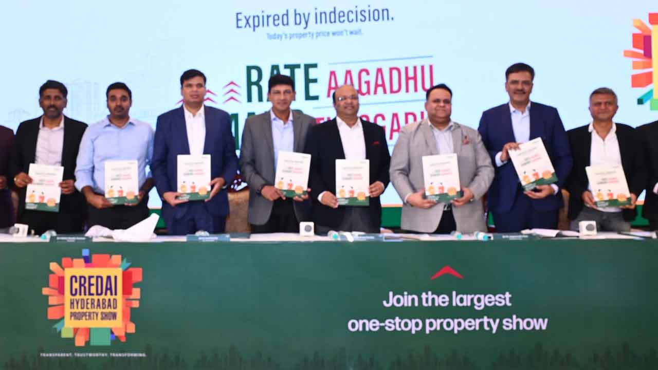ధరలు తగ్గుతాయని వేచి చూడొద్దు!