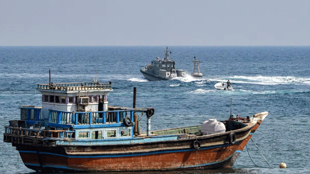 Indian sailors | ప‌శ్చిమాసియా ఉద్రిక్త‌త‌లు.. ఇండియ‌న్ సెయిల‌ర్స్ సేఫ్టీ కోసం కేంద్రం కీల‌క నిర్ణ‌యం..!