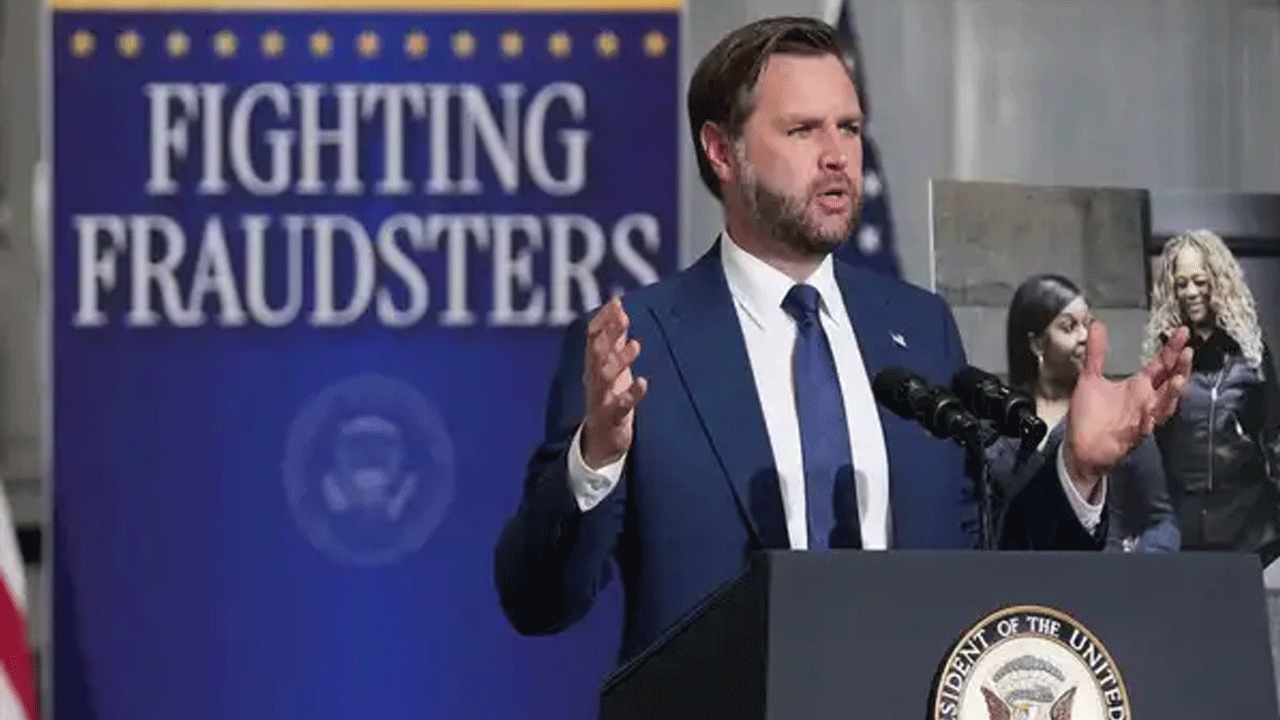 JD Vance | అమెరికా ఉద్యోగాలు అమెరిక‌న్‌ల‌కే ద‌క్కాలి : ఉపాధ్యక్షుడు జేడీ వాన్స్‌