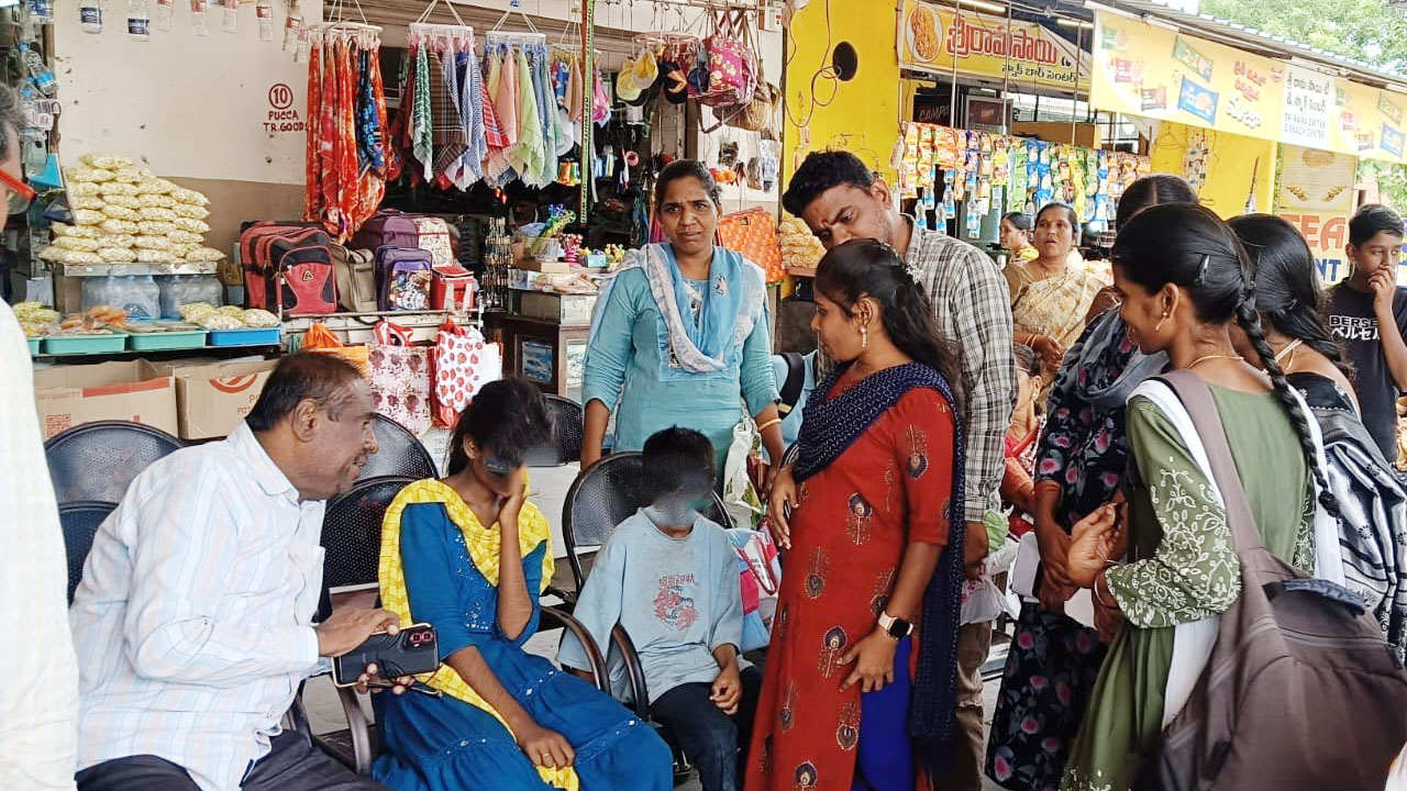 SP Ashok Kumar | అన్ని శాఖల సమన్వయంతో ఆపరేషన్ ముస్కాన్‌ విజయవంతం : ఎస్పీ అశోక్ కుమార్