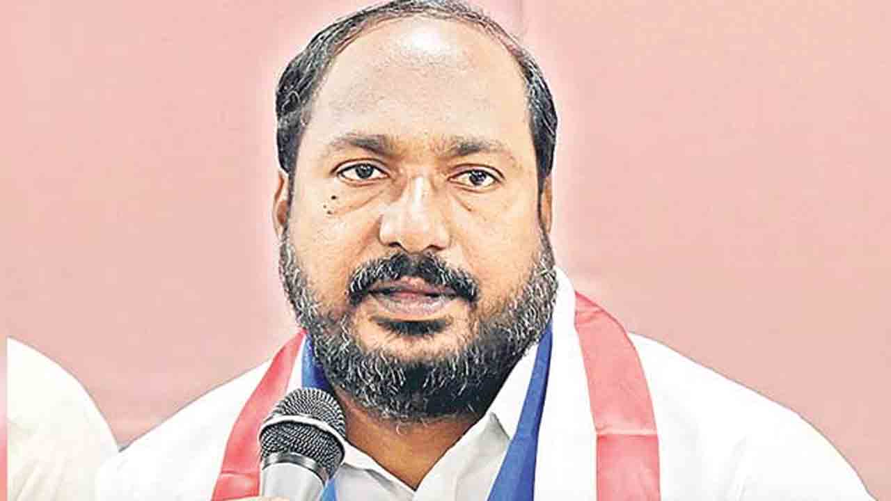 రాష్ట్రంలో రాహుల్‌ మాటకు విలువ లేదా?.. జాజుల శ్రీనివాస్‌గౌడ్‌