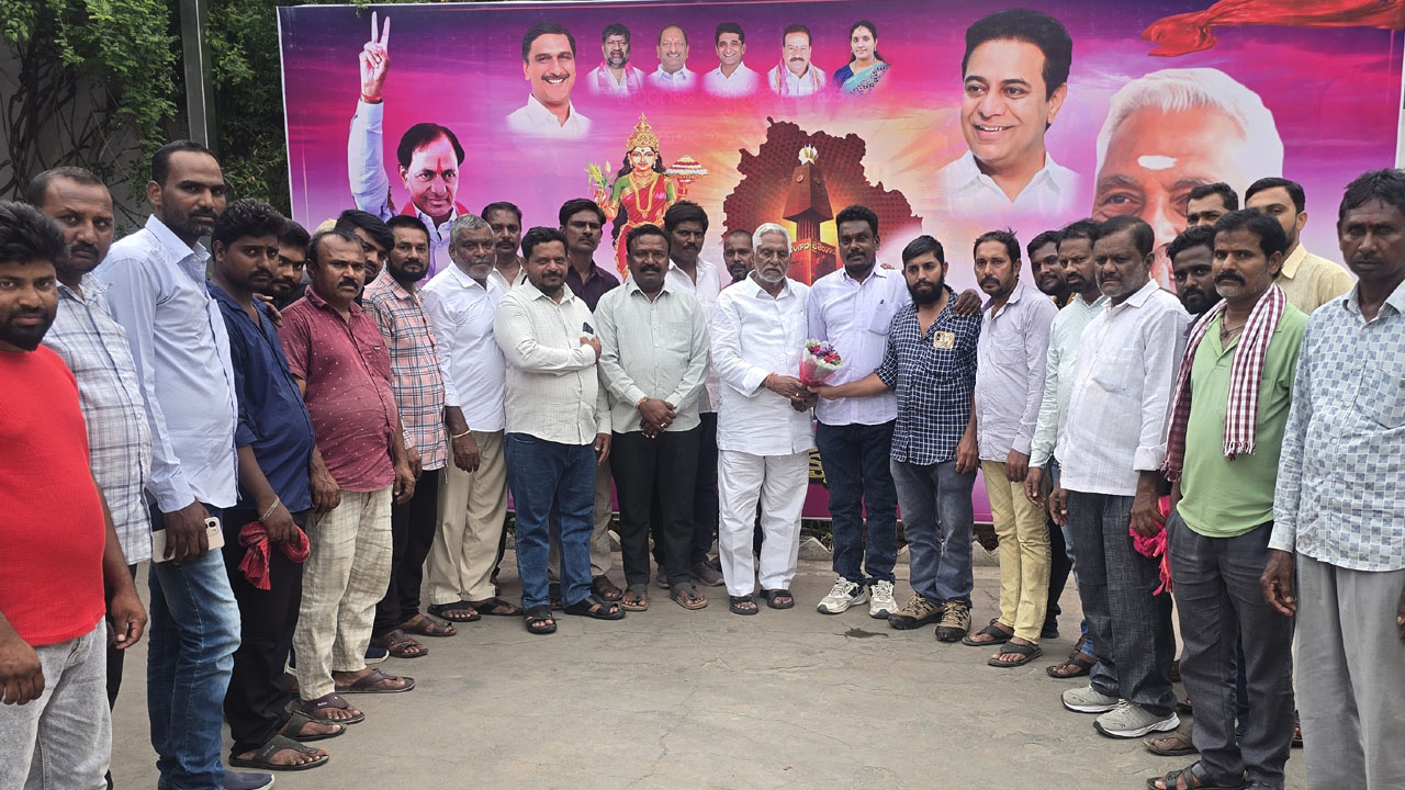 Jeevan Reddy | ఆటో రిక్షా కార్మికులకు పెన్షన్‌ సౌకర్యం కల్పించాలి : మాజీ మంత్రి జీవన్‌ రెడ్డి