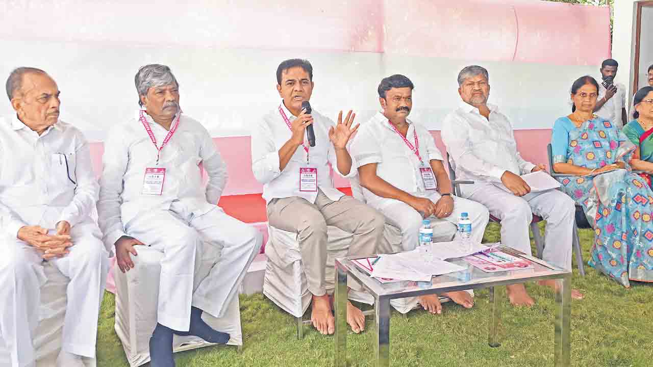 కాంగ్రెస్‌ ఖేల్‌ ఖతం.. సీఎం రేవంత్‌ సొంత సర్వేలోనే తేటతెల్లం : కేటీఆర్‌