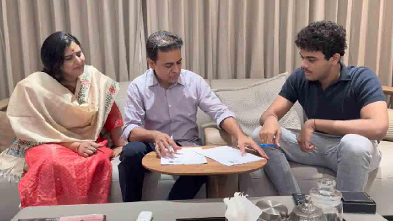 KTR | కుటుంబ సభ్యులతో కలిసి ‘సర్‌’ కార్యక్రమంలో కేటీఆర్‌.. వీడియో