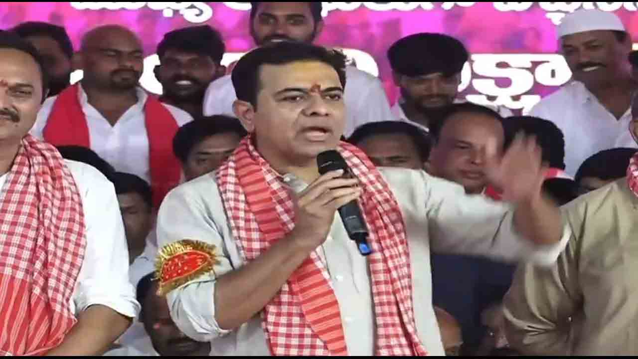 KTR | ఓ వైపు రైతు మొగులు దిక్కు చూస్తుంటే.. మరోవైపు లక్ష క్యూసెక్కుల నీళ్లు వృధాగా పోతున్నయి : కేటీఆర్‌