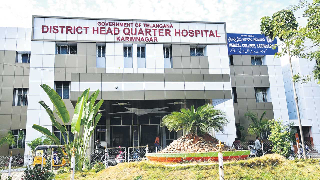 సర్కారు దవాఖానలో బకాయిల మోత!