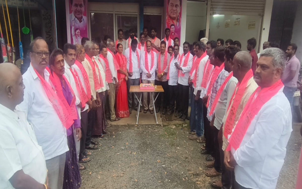 ఘనంగా కట్టా కృష్ణార్జునరావు జన్మదిన వేడుకలు