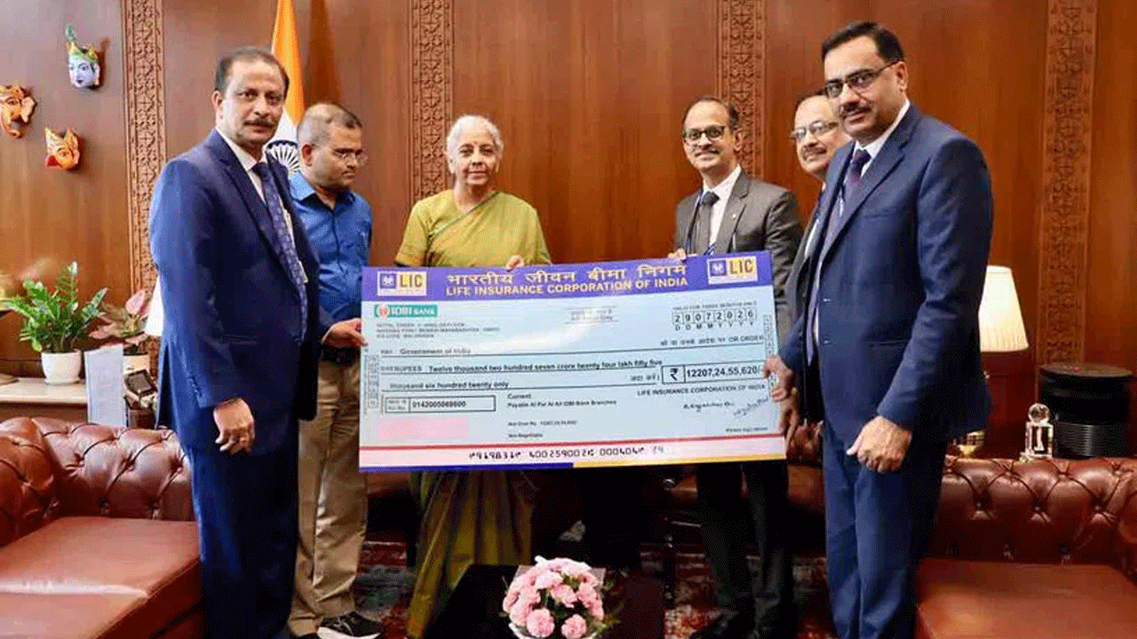 LIC Dividend | ఎల్ఐసీ నుంచి కేంద్రానికి భారీ కానుక‌.. ఏకంగా 12,207 కోట్ల‌ డివిడెండ్‌