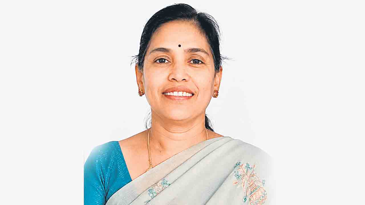 ఆర్‌ఎస్‌పీ భార్యకు అప్రాధాన్య పోస్ట్‌