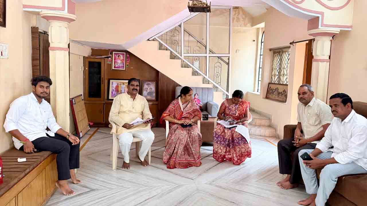 MLA Sunitha Lakshma Reddy | ‘సర్’ సర్వేకు ప్రజలు సహకరించాలి : ఎమ్మెల్యే సునీతా లక్ష్మారెడ్డి