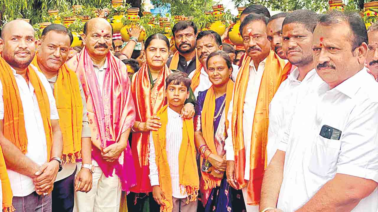 బోనాలు తెలంగాణ సంస్కృతికి ప్రతీక
