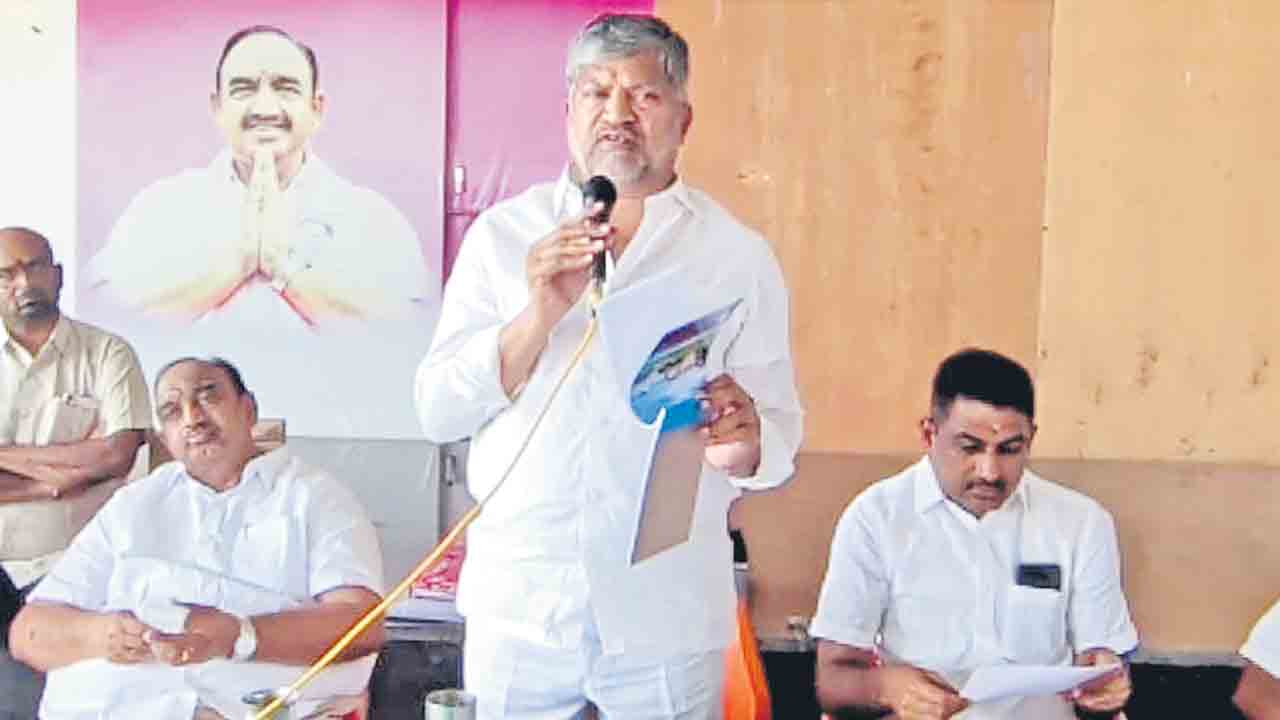 సర్‌పై అప్రమత్తంగా ఉండాలి