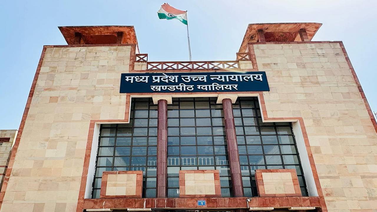 Madhya Pradesh | గర్భిణి అయిన భార్యను హత్య చేసిన భర్త.. శిక్షను జీవిత ఖైదు నుంచి ఏడేళ్లకు తగ్గించిన హైకోర్టు